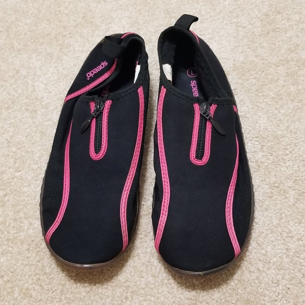 ❤️ Speedo Women's Black & Pink Zipwalker Water Shoes - Large